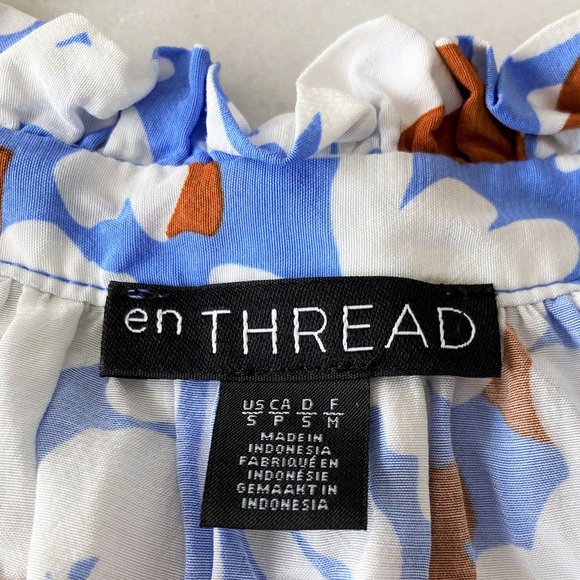 EnTHREAD floral print tiered relaxed fit dress (blue, white & tan / brown) - Picture 5 of 6